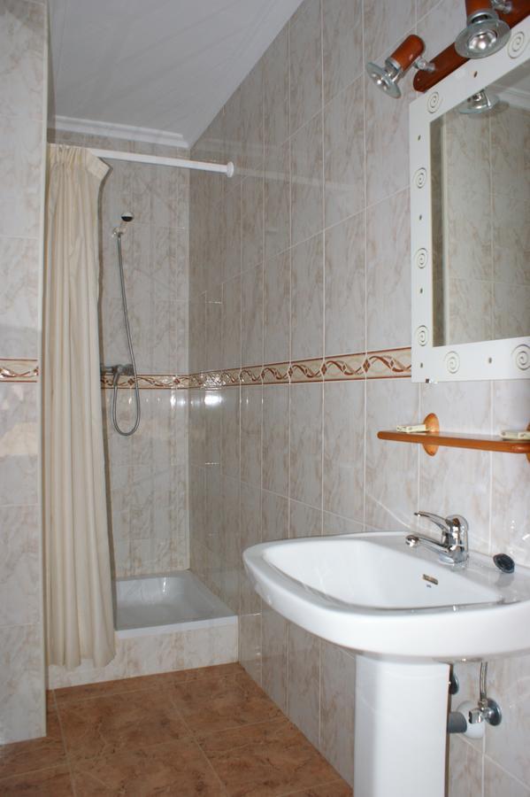 Hostal Carazo Torquemada Exteriör bild